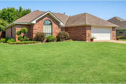 155 SW 44th, Paris, TX 75460 - Photo 1