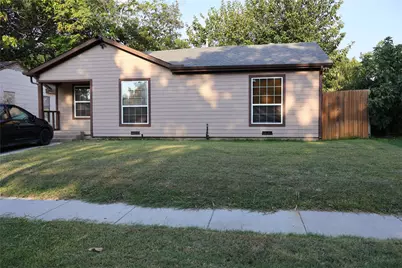 941 SW 4th Street, Grand Prairie, TX 75051 - Photo 1