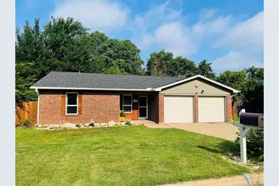 322 Cherry Street, Weatherford, TX 76086 - Photo 1