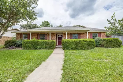 1809 Lewis Trail, Grand Prairie, TX 75052 - Photo 1