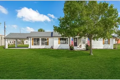 4154 Old Highway 6, Van Alstyne, TX 75495 - Photo 1