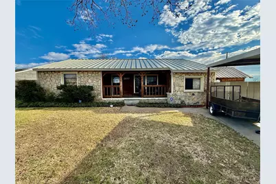 2100 SE 19th Street, Mineral Wells, TX 76067 - Photo 1