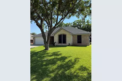 304 Woods Drive, Gatesville, TX 76528 - Photo 1