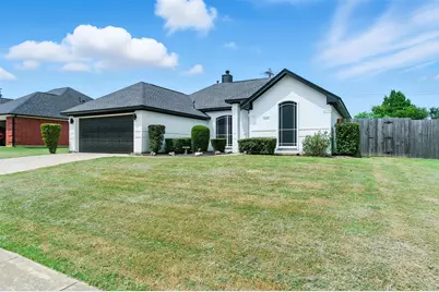 1109 Blackbird Court, Burleson, TX 76028 - Photo 1