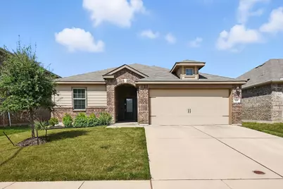 508 Cross Ridge Circle N, Fort Worth, TX 76120 - Photo 1