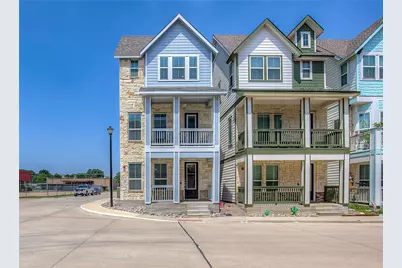 229 S Village Way, Lewisville, TX 75057 - Photo 1