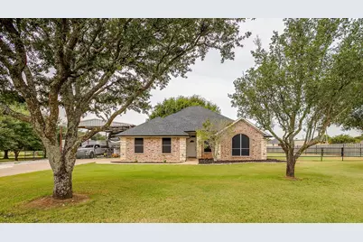 305 Valley View Court, Rio Vista, TX 76093 - Photo 1