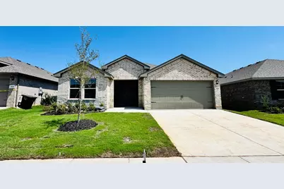 560 Crestridge Drive N, Cleburne, TX 76033 - Photo 1