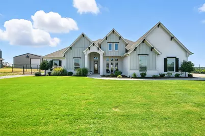 351 Red Bird Drive, Springtown, TX 76082 - Photo 1