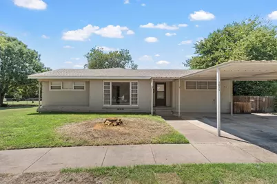 1015 Lincoln Street, McGregor, TX 76657 - Photo 1