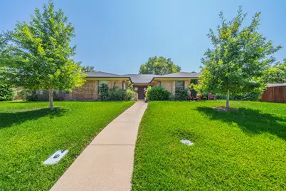 510 Sierra Drive, DeSoto, TX 75115 - Photo 1