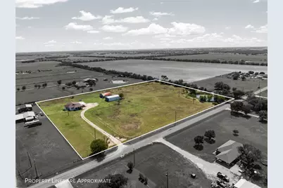 200 Uptmore Road, West, TX 76691 - Photo 1