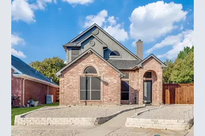 800 Laredo Court, Grand Prairie, TX 75052 - Photo 1