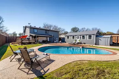 2717 E Park Boulevard, Plano, TX 75074 - Photo 1