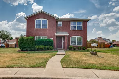 213 Balsam Grove Circle, DeSoto, TX 75115 - Photo 1