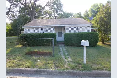 313 N Dubellette Street, Weatherford, TX 76086 - Photo 1