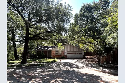 614 Lakeside Drive, Irving, TX 75062 - Photo 1