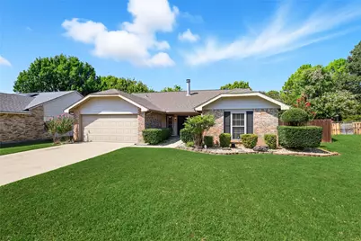 2611 Jenny Lane, Euless, TX 76039 - Photo 1