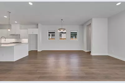 2075 Emerald Grove Drive, Arlington, TX 76005 - Photo 13