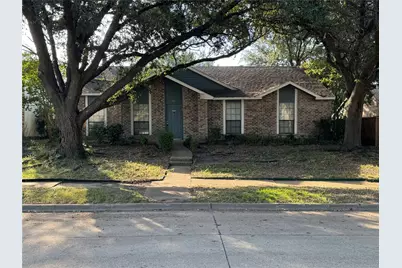 142 Kingsbridge Drive, Garland, TX 75040 - Photo 1