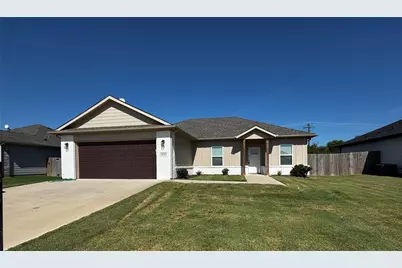 3820 Skylane Avenue, Corsicana, TX 75110 - Photo 1