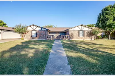 816 Ash Street, Burleson, TX 76028 - Photo 1