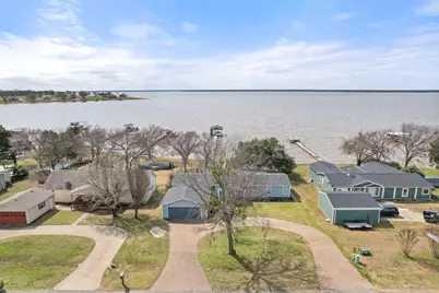 10254 Northlake Circle, Kemp, TX 75143 - Photo 1