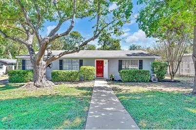 911 Fairway Road, Woodway, TX 76712 - Photo 1