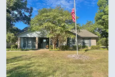 212 W Oaks Circle, Sulphur Springs, TX 75482 - Photo 1