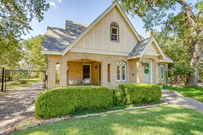 3000 6th Avenue, Fort Worth, TX 76110 - Photo 1