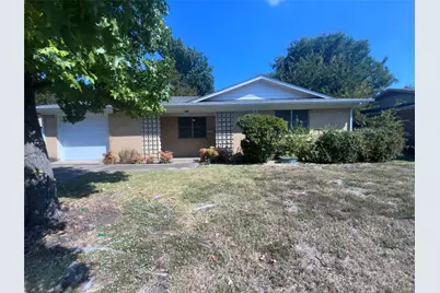 556 NW Hillery Street, Burleson, TX 76028 - Photo 1