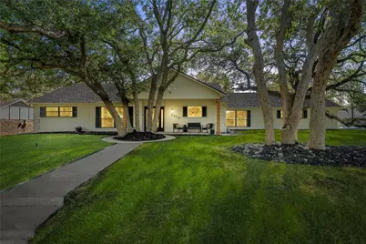 8210 Knottingham Drive, Woodway, TX 76712 - Photo 1