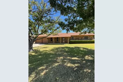 1706 N Trent Street N, Goldthwaite, TX 76844 - Photo 1