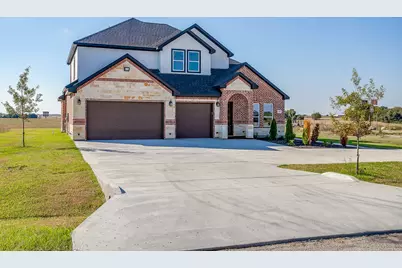 8024 Harvest Drive, Grandview, TX 76050 - Photo 1