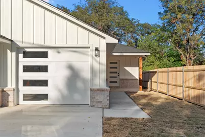 1105 N 11th Street, Waco, TX 76707 - Photo 1