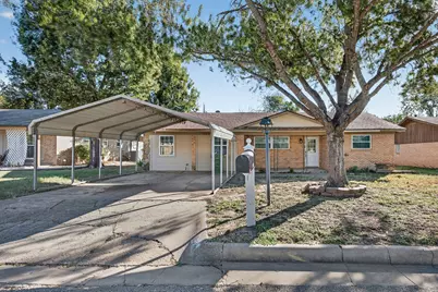 2107 SE 24th Avenue, Mineral Wells, TX 76067 - Photo 1