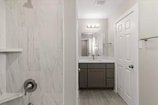 2646 Hutchinson St, Fort Worth, TX 76106 - Photo 11