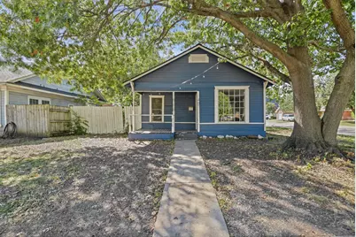 407 W Erwin Avenue, McKinney, TX 75069 - Photo 1