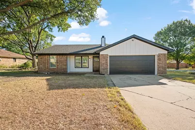 517 Black Oak Lane, Burleson, TX 76028 - Photo 1