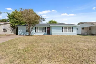 2424 S 26th Street, Waco, TX 76706 - Photo 1