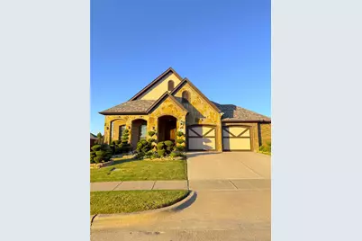 701 Sendero Drive, Arlington, TX 76002 - Photo 1