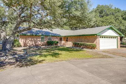 313 De La Cruz Street, Weatherford, TX 76085 - Photo 1