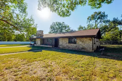 201 NW 31st Street, Mineral Wells, TX 76067 - Photo 1