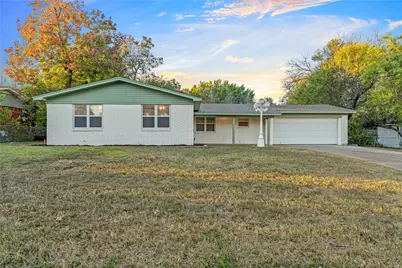 112 E Dawn Drive, Waco, TX 76706 - Photo 1