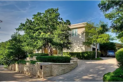 2619 Hemingway Drive, Arlington, TX 76006 - Photo 1
