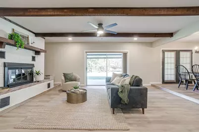 102 33rd Street, Mineral Wells, TX 76067 - Photo 1