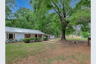 266 County Road 4011, Etoile, TX 75944 - Photo 1