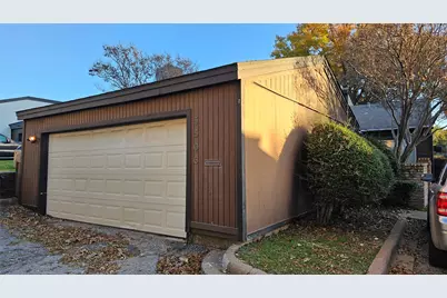 5506 Willow Circle, Fort Worth, TX 76112 - Photo 3