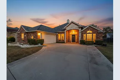 4409 Grassy Glen Drive, Corinth, TX 76208 - Photo 1