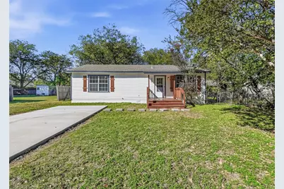 704 Graham Street, Cleburne, TX 76033 - Photo 1